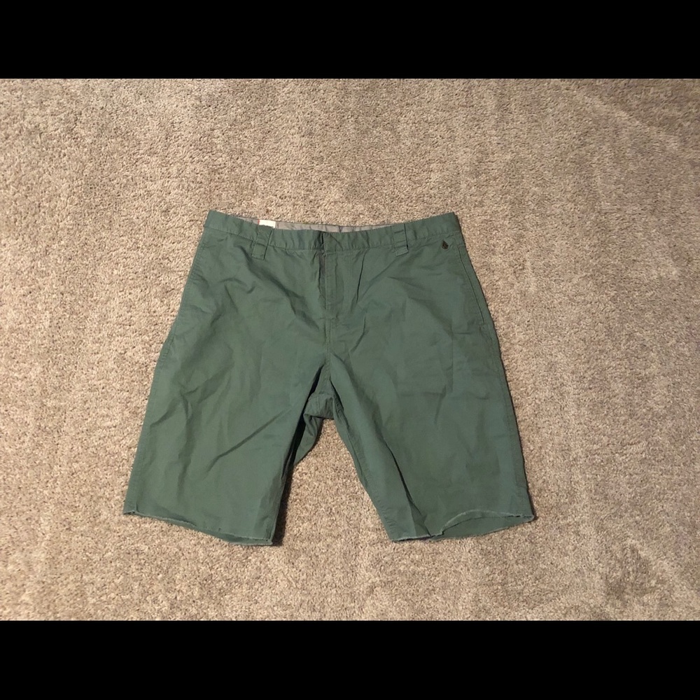 Volcom Faceted Dark Green Shorts - Sized 34
